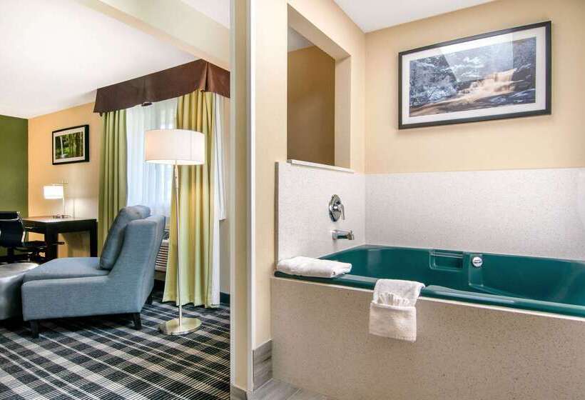 ホテル Quality Inn & Suites Albany Corvallis