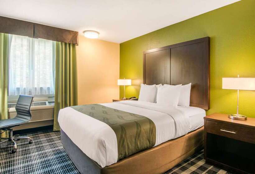 ホテル Quality Inn & Suites Albany Corvallis