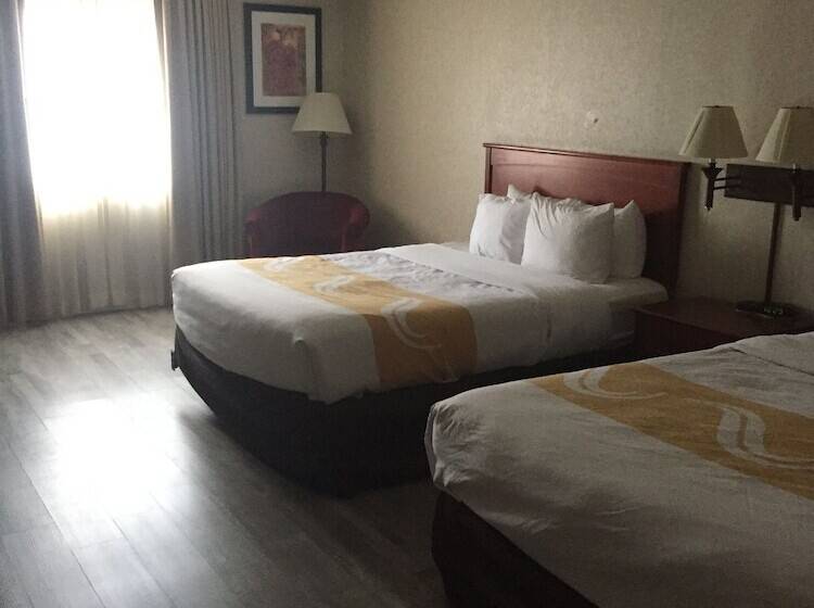 هتل Quality Inn & Suites Downtown   University Area