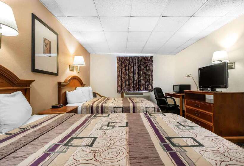 Отель Quality Inn & Suites Binghamton Vestal