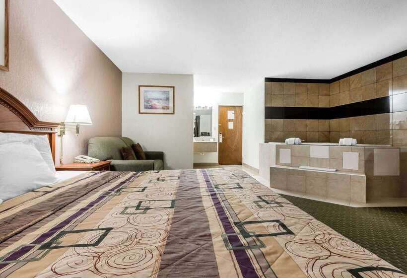 Отель Quality Inn & Suites Binghamton Vestal