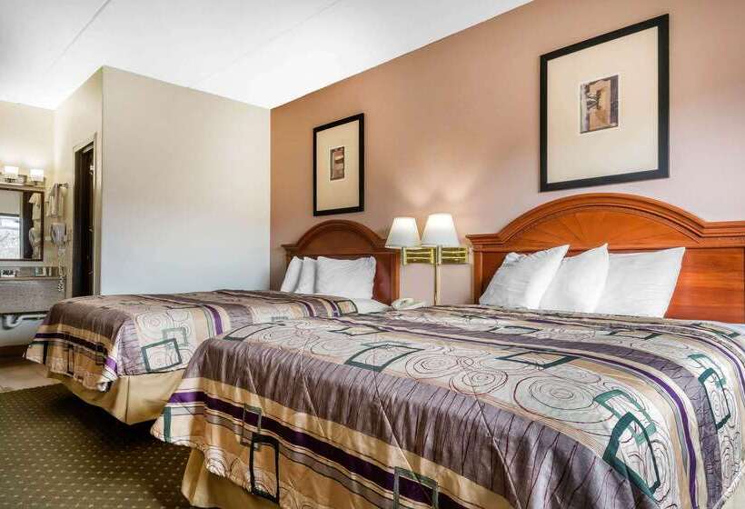 Отель Quality Inn & Suites Binghamton Vestal
