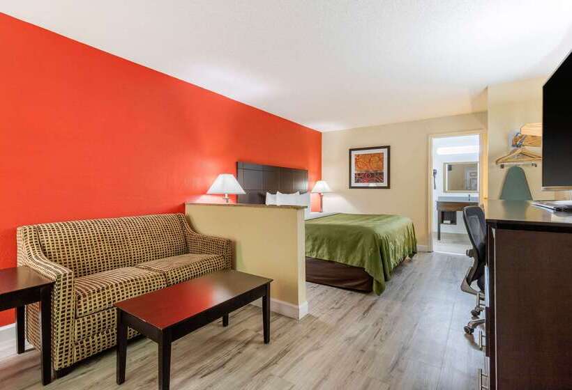 בית מלון כפרי Quality Inn & Suites