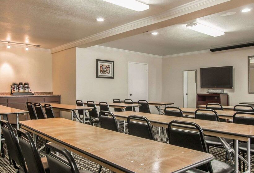 酒店 Quality Inn Temecula Valley Wine Country
