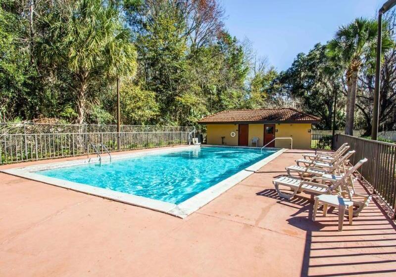 فندق Quality Inn Gainesville Near University