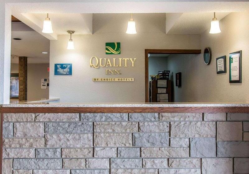 호텔 Quality Inn
