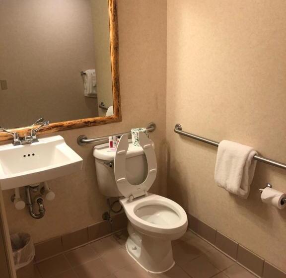 فندق Ramada By Wyndham Butte