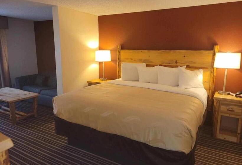 Отель Ramada By Wyndham Butte
