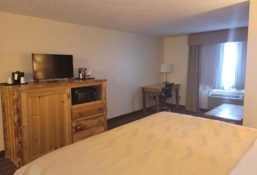 فندق Ramada By Wyndham Butte