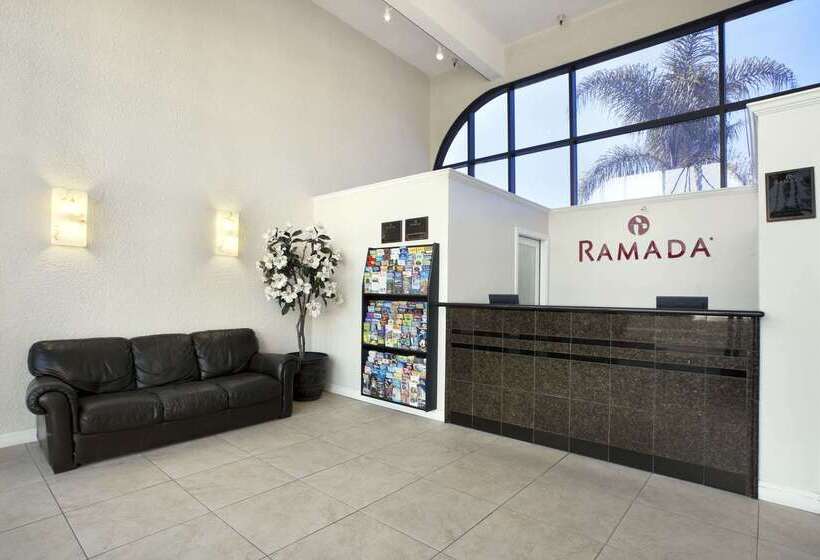 فندق Ramada By Wyndham Oceanside