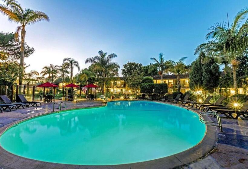 בית מלון כפרי Ramada By Wyndham Santa Barbara