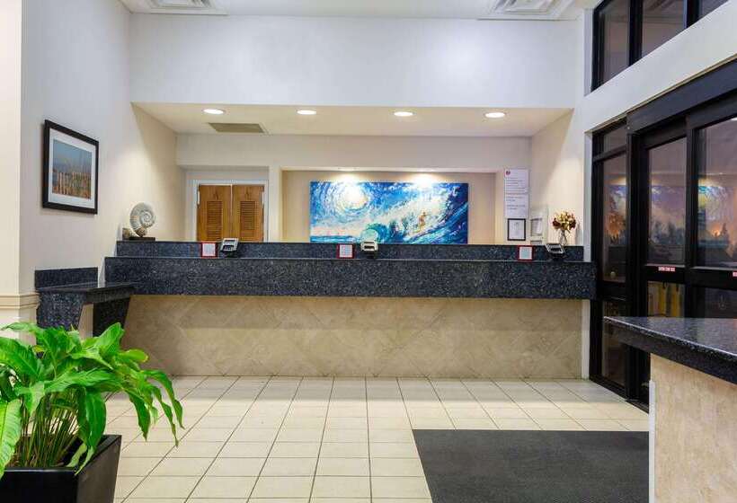 فندق Ramada Plaza By Wyndham Virginia Beach Oceanfront