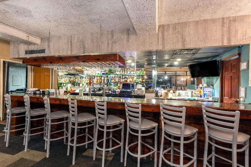 فندق Ramada Plaza By Wyndham Virginia Beach Oceanfront