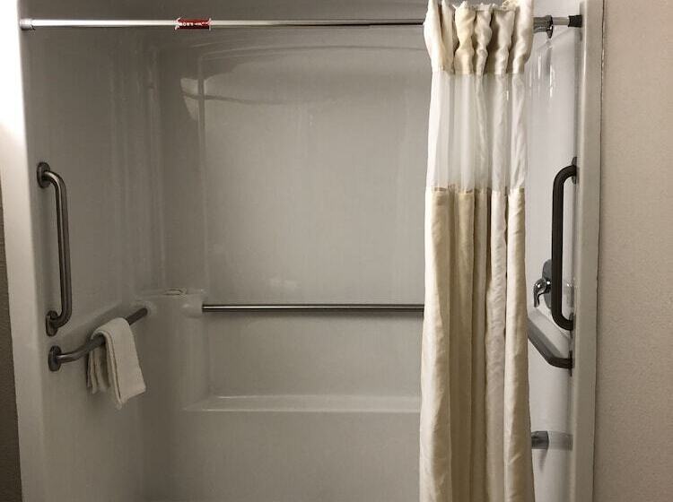 酒店 Red Carpet Inn Washington Dc