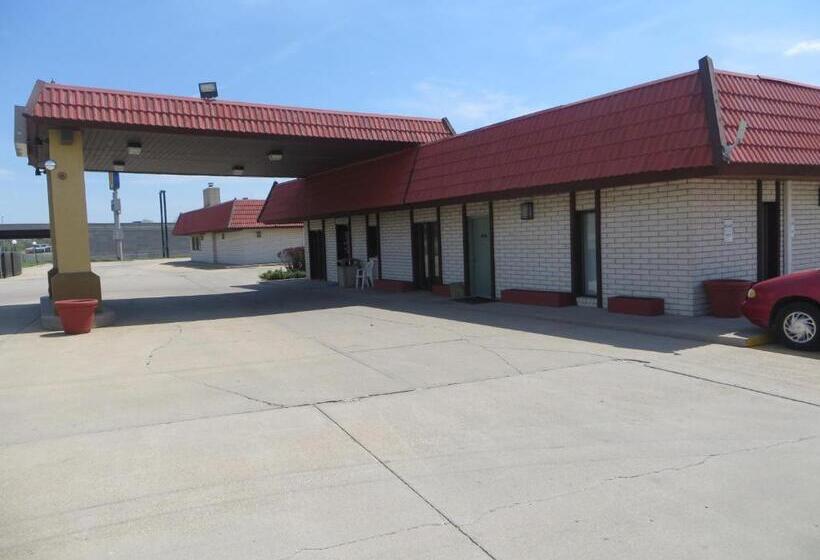 فندق Red Coach Inn