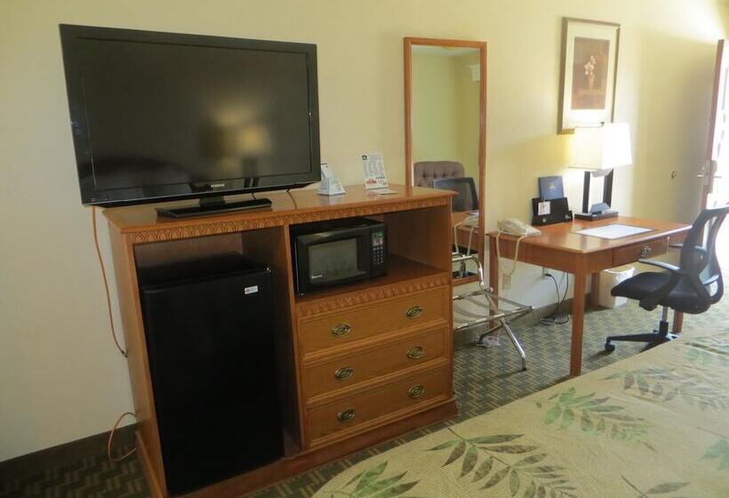 فندق Red Coach Inn