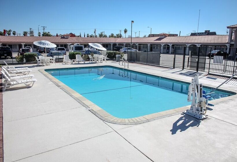 בית מלון כפרי Red Roof Inn Blythe