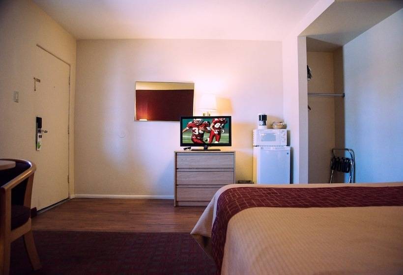 בית מלון כפרי Red Roof Inn Blythe