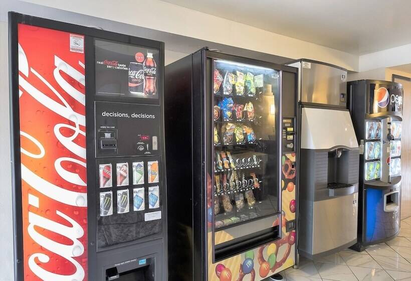 ホテル Red Roof Inn Hartford  Vernon