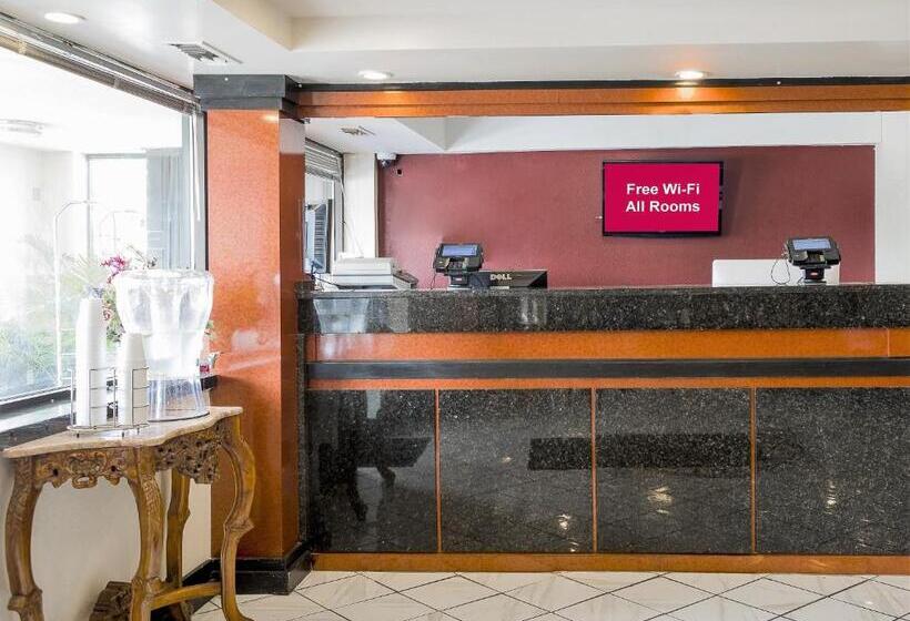 ホテル Red Roof Inn Hartford  Vernon