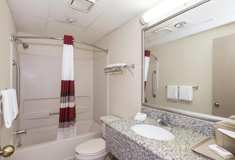 ホテル Red Roof Inn Hartford  Vernon