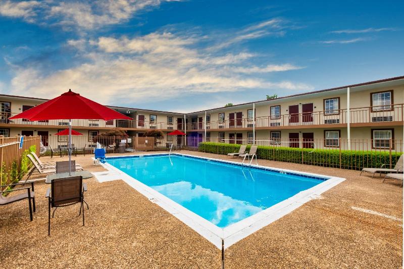 בית מלון כפרי Red Roof Inn Knoxville North  Merchants Drive