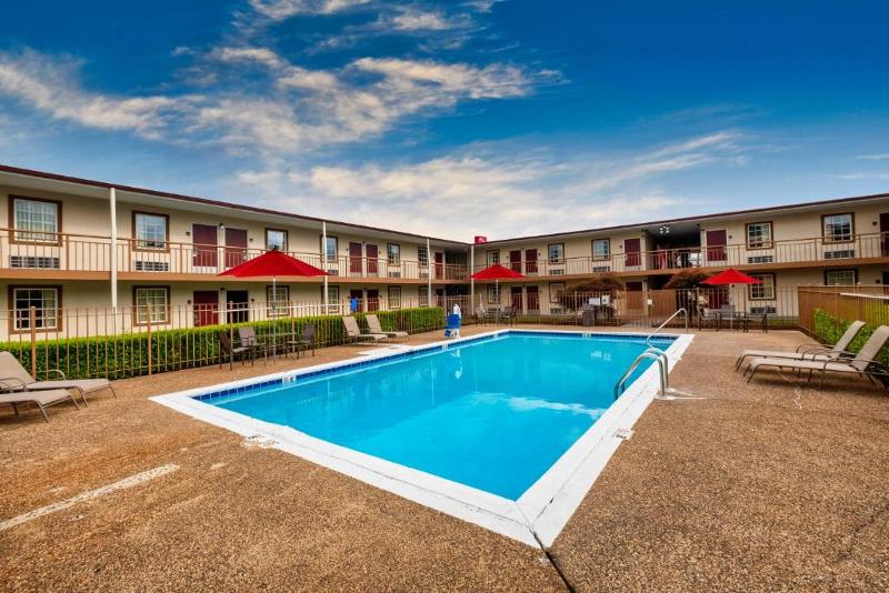 호텔 Red Roof Inn Knoxville North  Merchants Drive