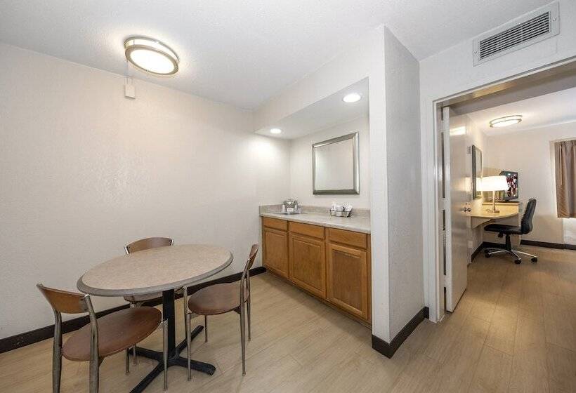 Red Roof Inn Myrtle Beach Hotel   Market Commons