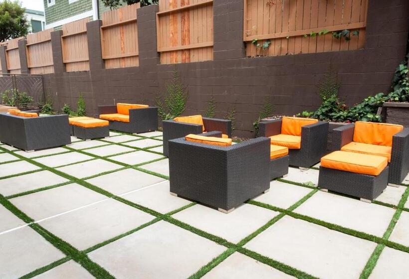 فندق Redondo Pier Inn