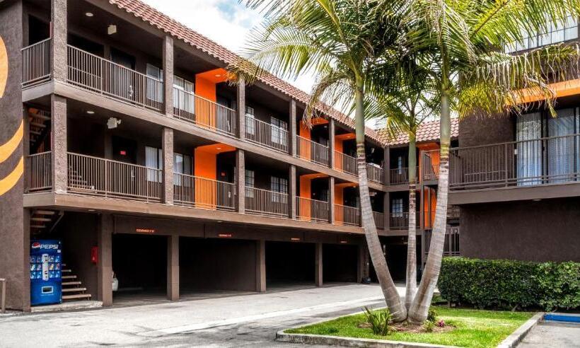 فندق Redondo Pier Inn