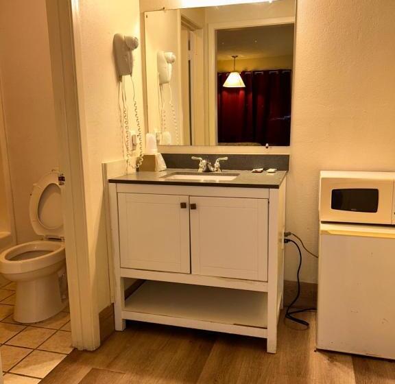 Отель River Forest Inn