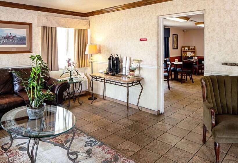 Отель Rodeway Inn At Nevada State Capitol