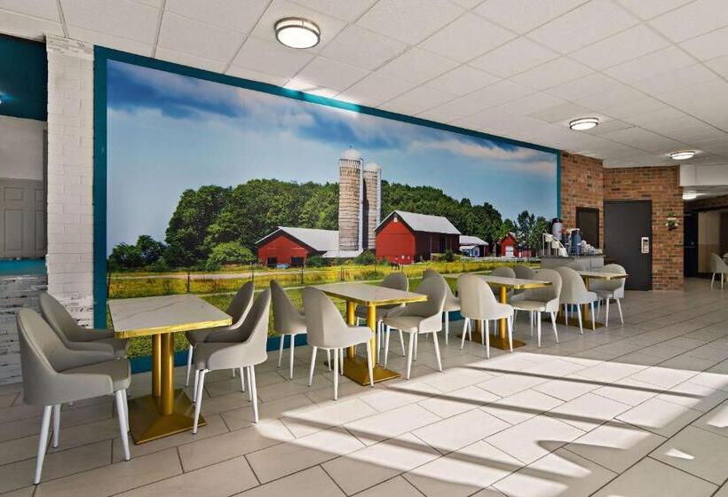 호텔 Clarion Pointe Bloomington Normal Near I 55 And University