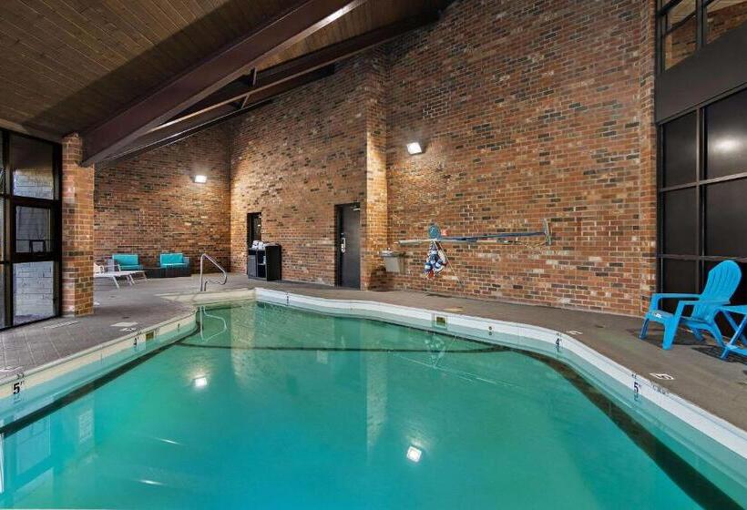 호텔 Clarion Pointe Bloomington Normal Near I 55 And University