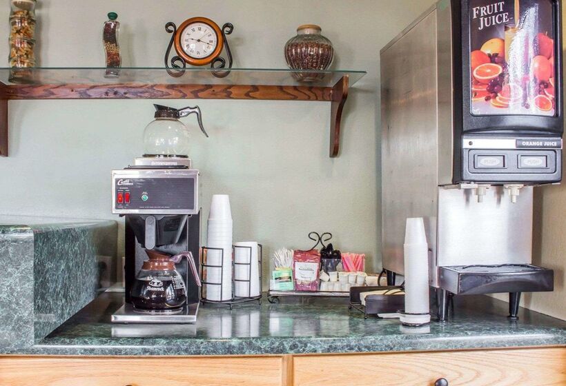 호텔 Rodeway Inn Silver Creek Inn