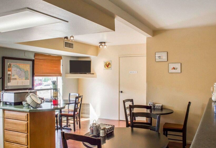 호텔 Rodeway Inn Silver Creek Inn