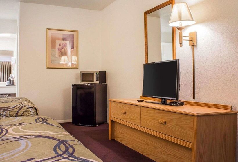 ホテル Rodeway Inn Silver Creek Inn