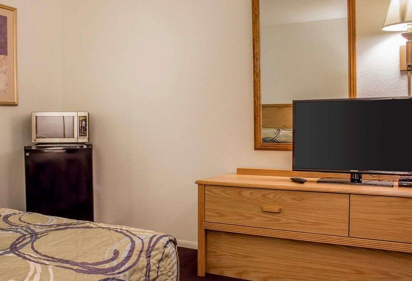 ホテル Rodeway Inn Silver Creek Inn