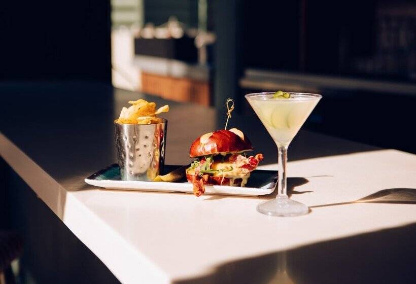 ホテル Royal Sun Palm Springs