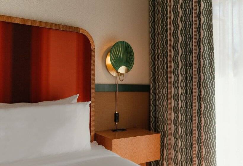 ホテル Royal Sun Palm Springs