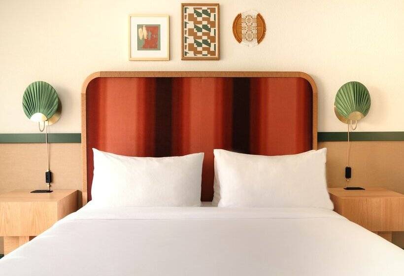 ホテル Royal Sun Palm Springs