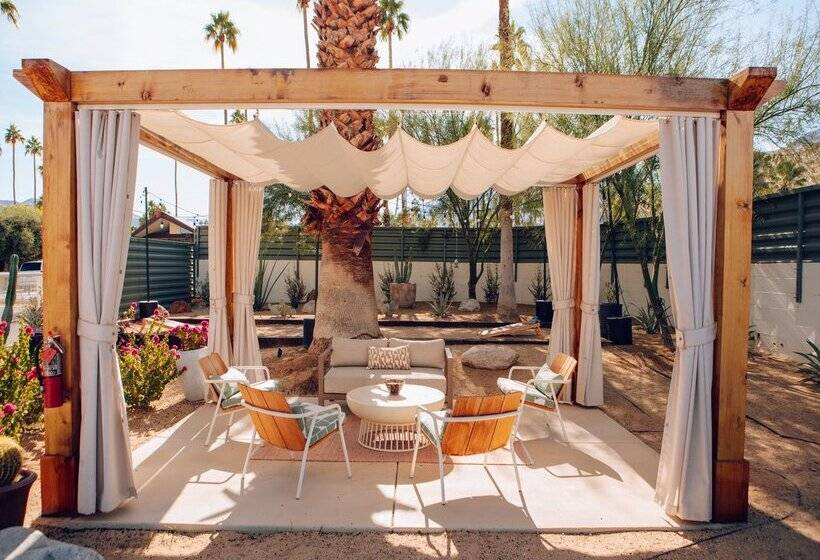 ホテル Royal Sun Palm Springs