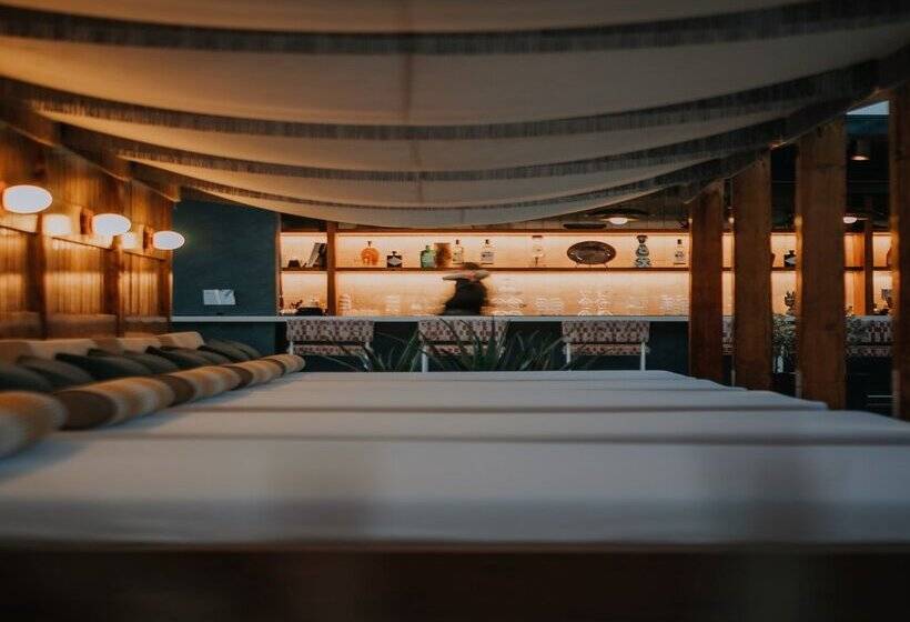 ホテル Royal Sun Palm Springs