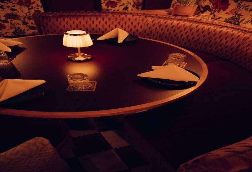 ホテル Royal Sun Palm Springs