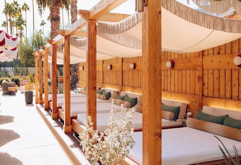 ホテル Royal Sun Palm Springs