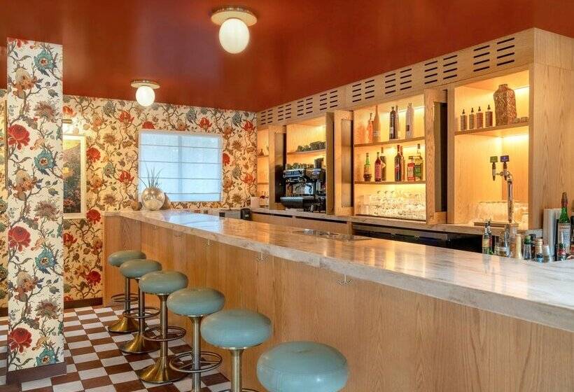 ホテル Royal Sun Palm Springs