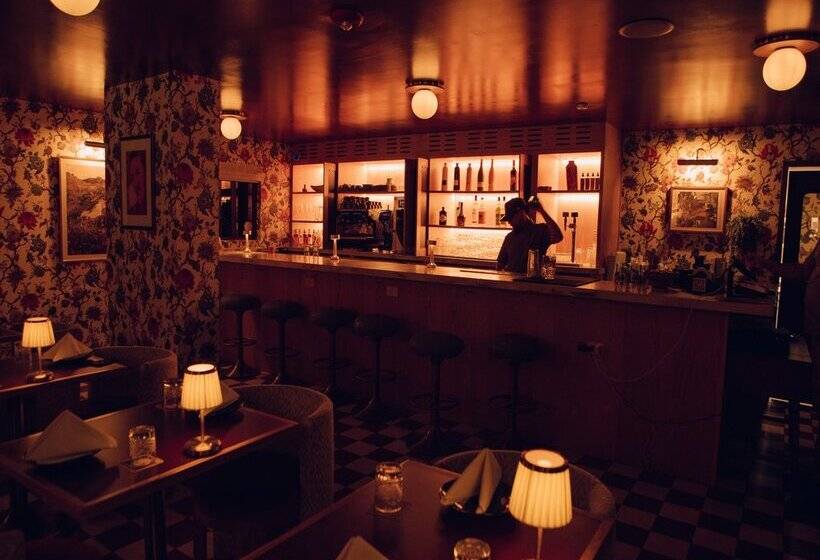 ホテル Royal Sun Palm Springs