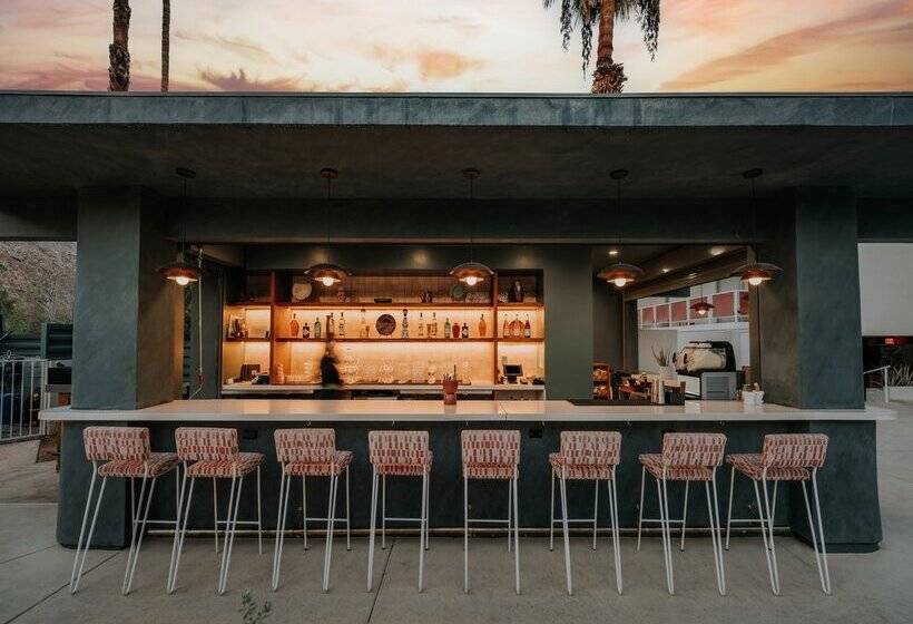 ホテル Royal Sun Palm Springs