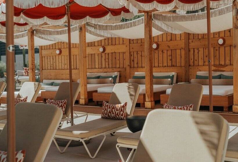 ホテル Royal Sun Palm Springs