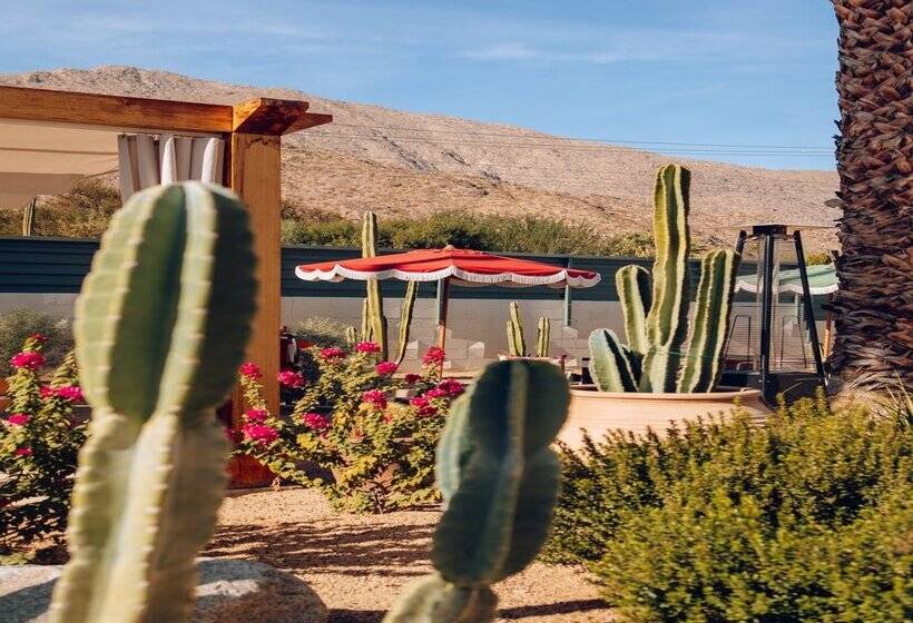 ホテル Royal Sun Palm Springs